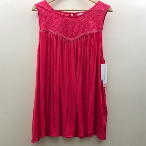 🎈NWT Liz Lange Maternity Tank - Picture 2 of 6